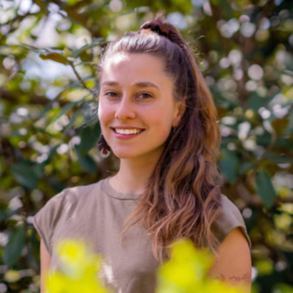 Meet your Posher, April